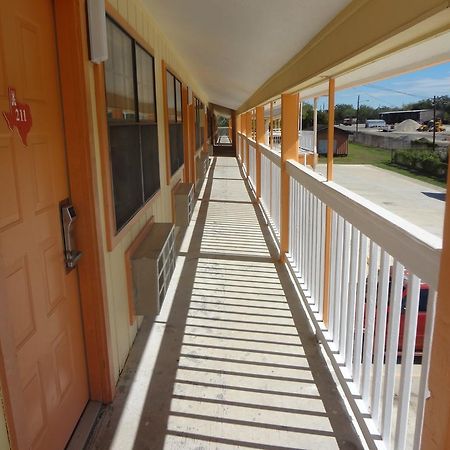 Antlers Inn Goliad מראה חיצוני תמונה