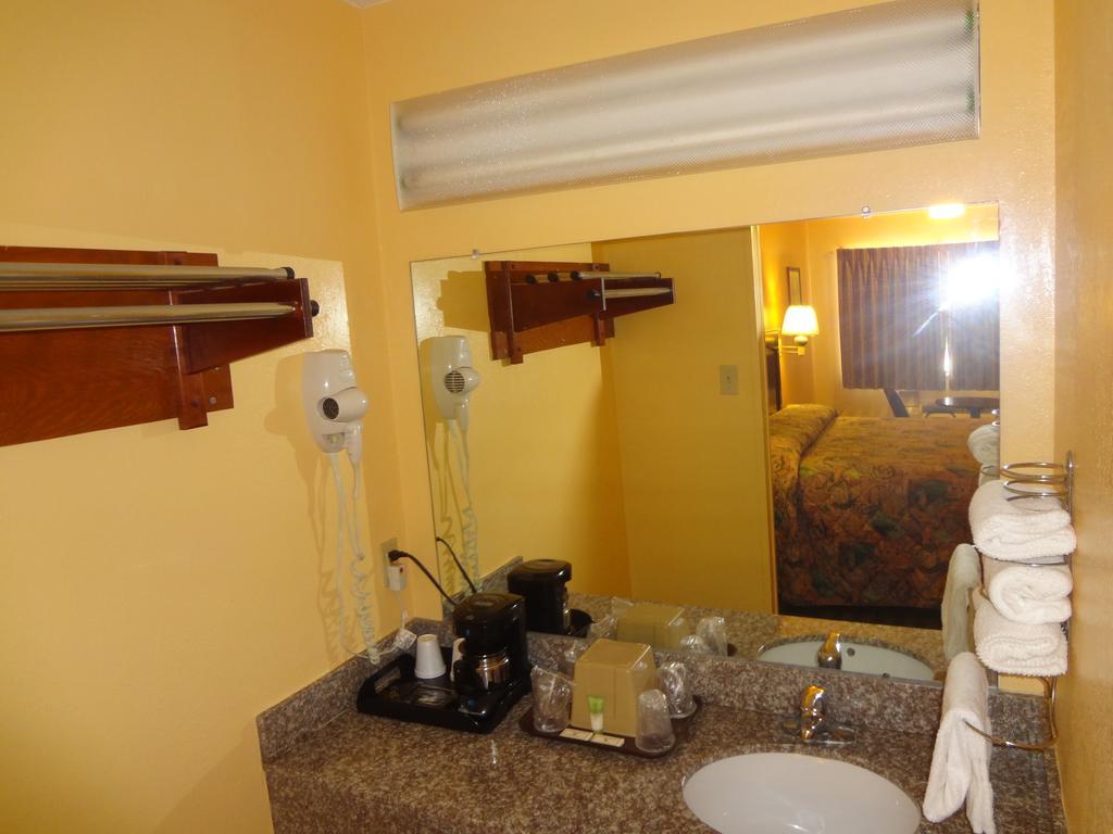 Antlers Inn Goliad חדר תמונה